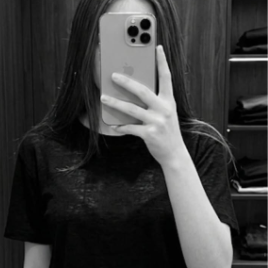<em>Alexa G.</em>